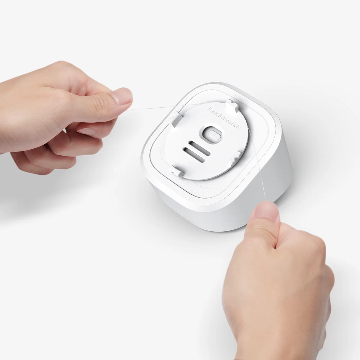 Eero Series - Mount | ER110 8 Eero Series - Mount | ER110